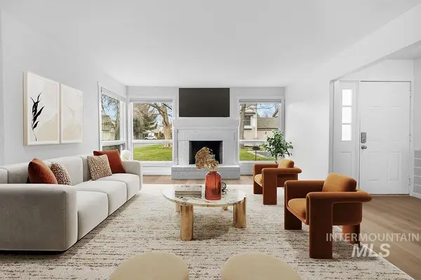 1561 E Lenz Ln, Boise, ID 83712