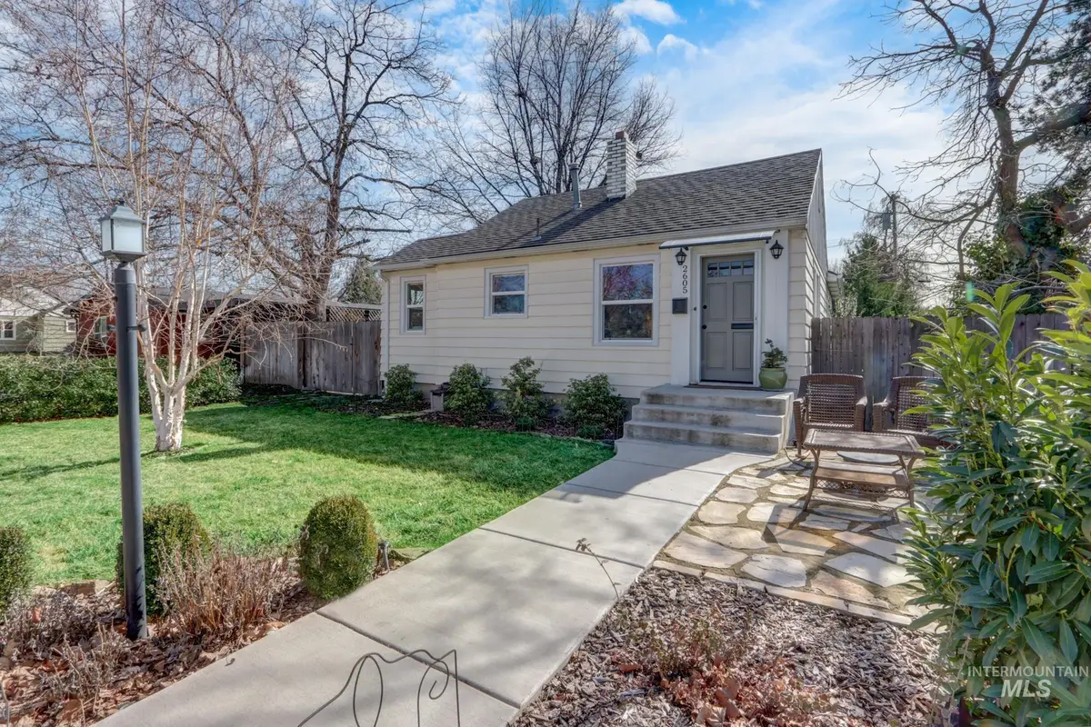 2605 W Regan Ave, Boise, ID 83702 - #1