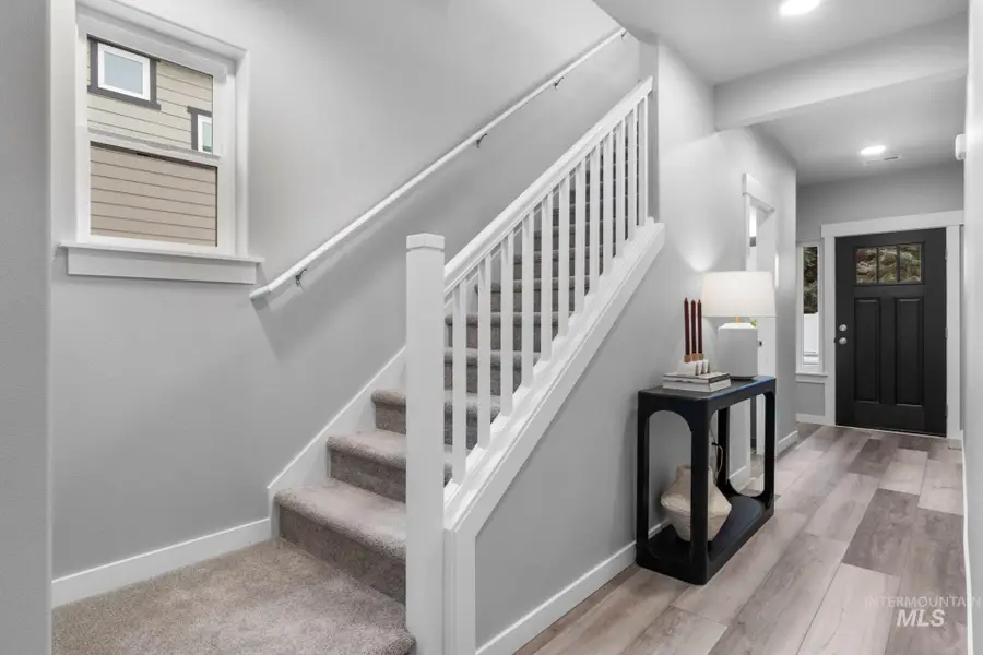 737 SW Mendenhall St #1/6, Mountain Home, ID 83647 - #2