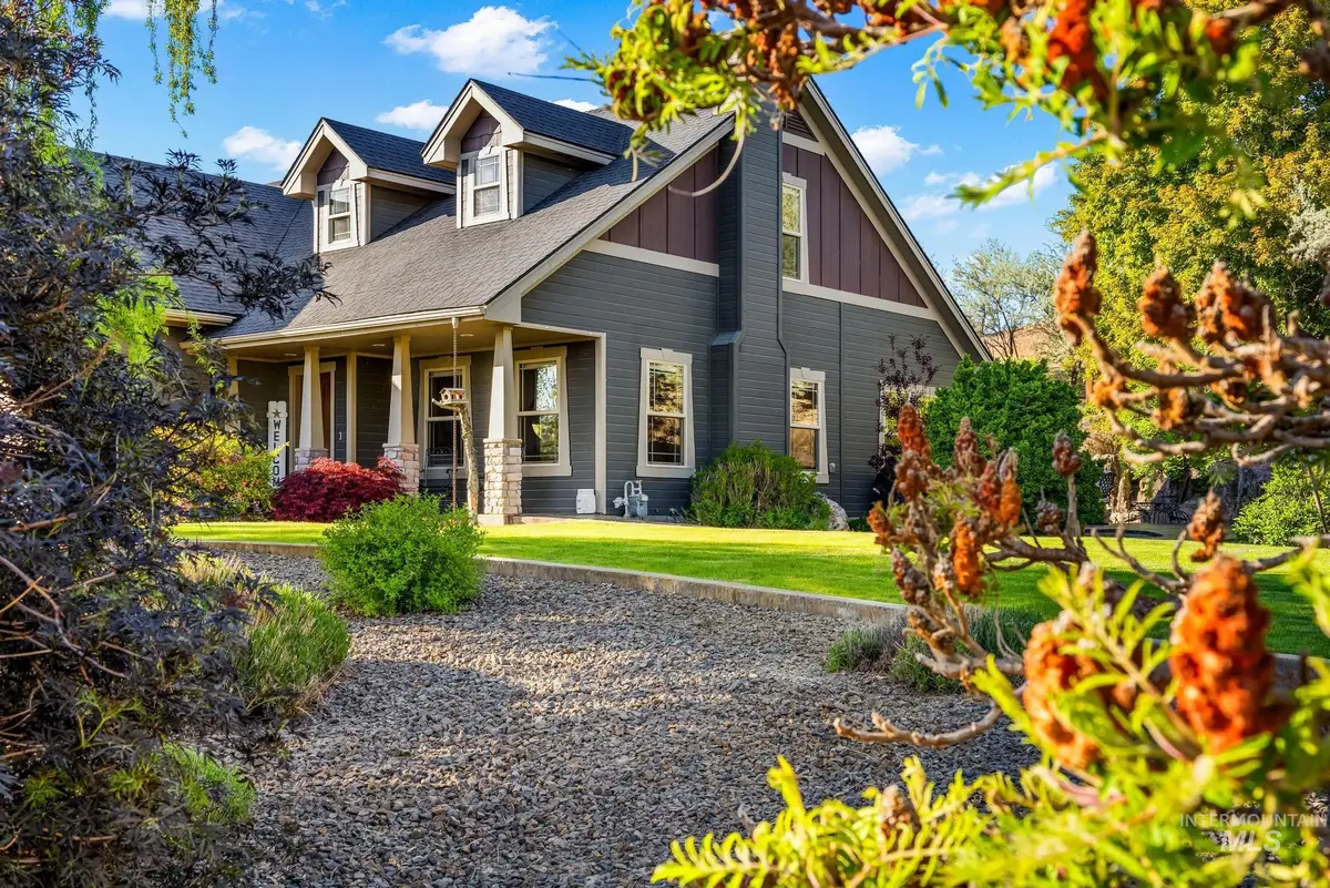 2140 Valley View Dr, Weiser, ID 83672 - #1