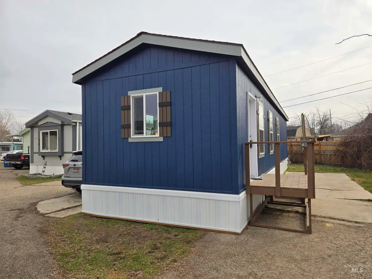 816 N Midland Blvd #01, Nampa, ID 83651 - #1