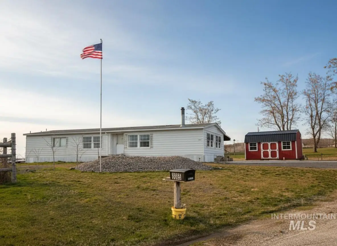 3065 Center Ave, Payette, ID 83661 - #1