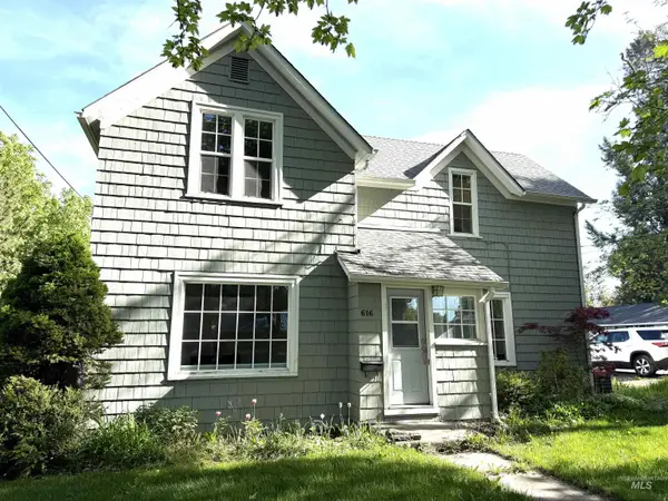 616 E 8th, Moscow, ID 83843