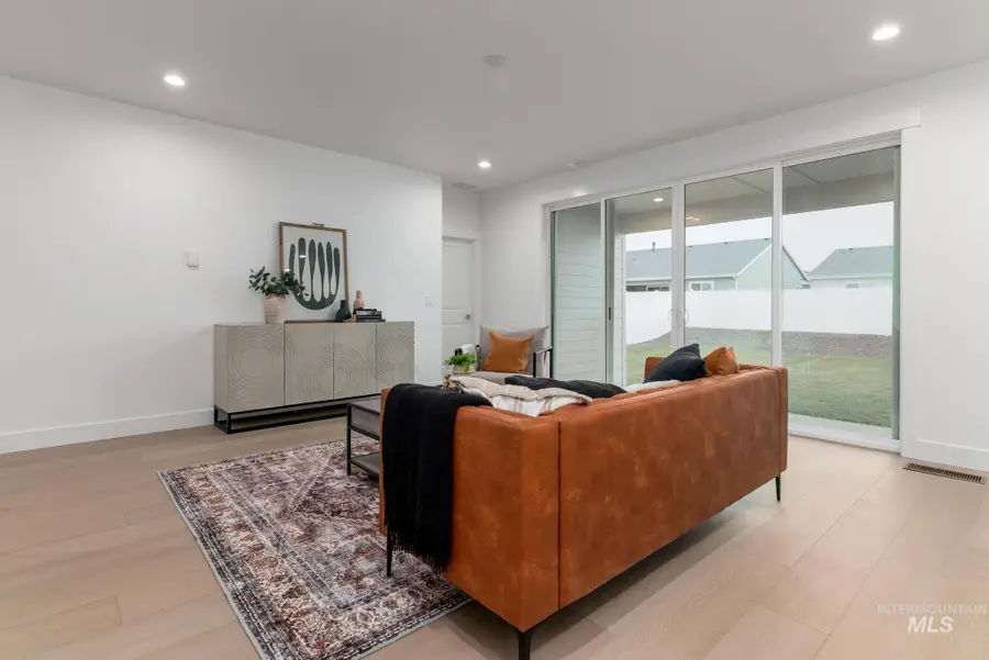 1940 W Chokecherry Ave, Middleton, ID 83644 - #2