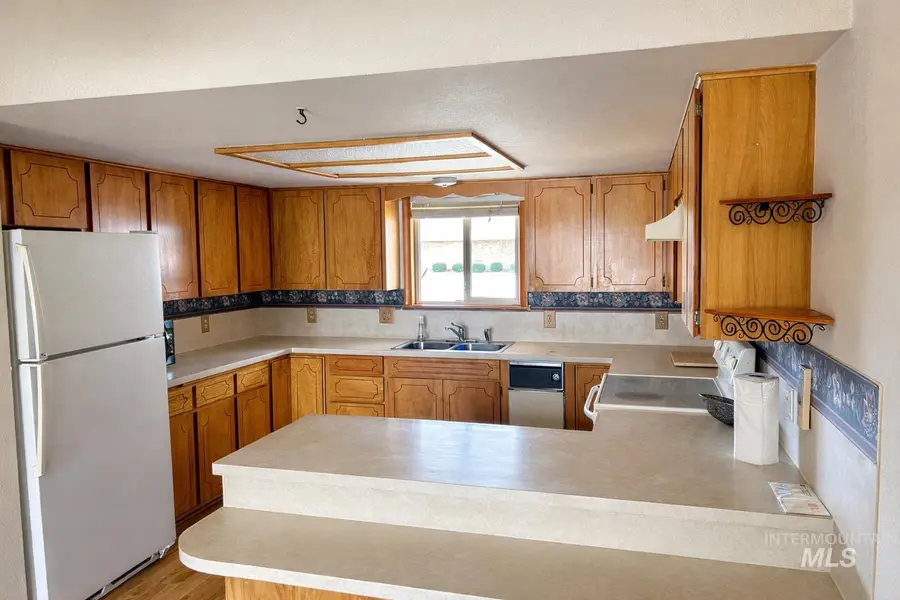 744 16th Ave E, Jerome, ID 83338 - #3