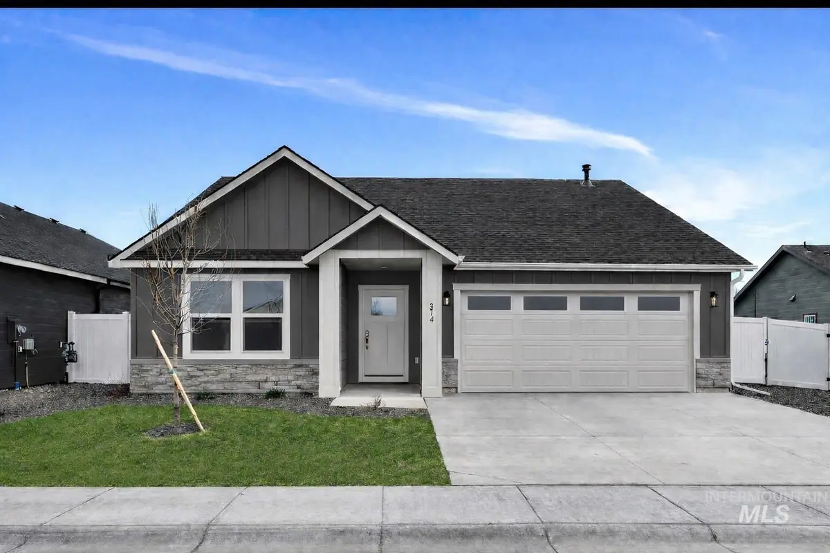 320 N 11th St, Parma, ID 83660 - #1
