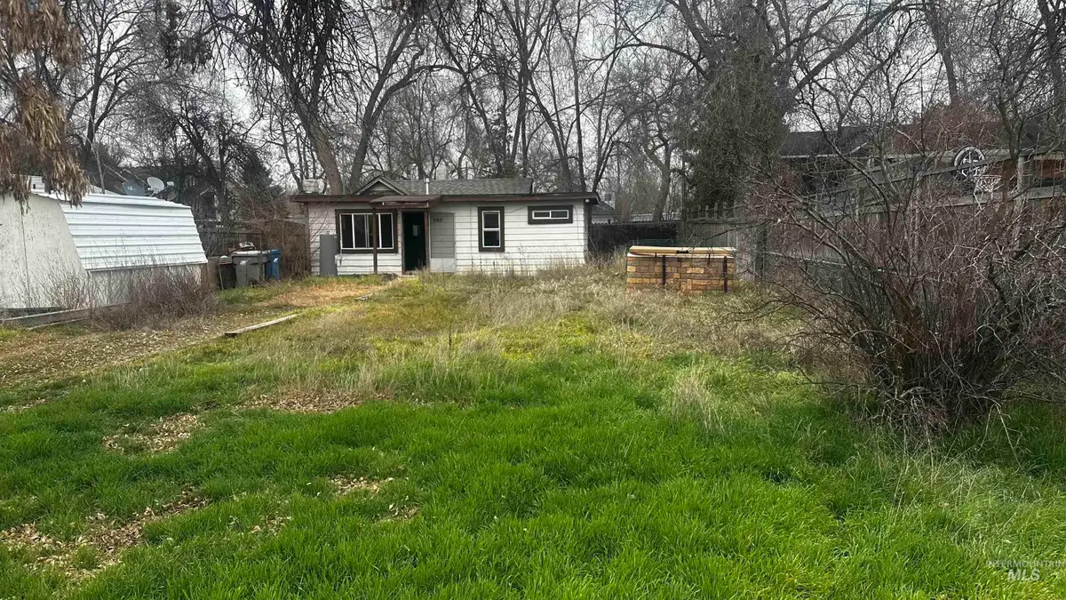 980 N Clithero Dr, Boise, ID 83703 - #1