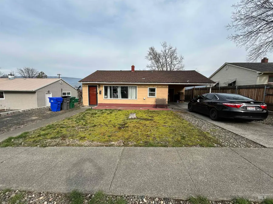 2613 9th Ave., Lewiston, ID 83501 - #3