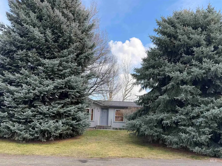 151 Quicksilver Ave., Hagerman, ID 83332 - #2