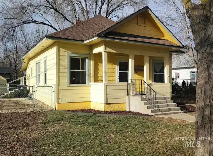 1805 S 3rd Street, Nampa, ID 83651 - #2