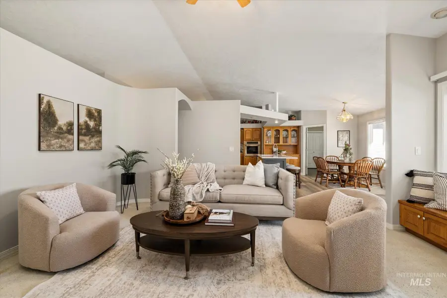 465 W Sly Fox St, Meridian, ID 83646 - #3