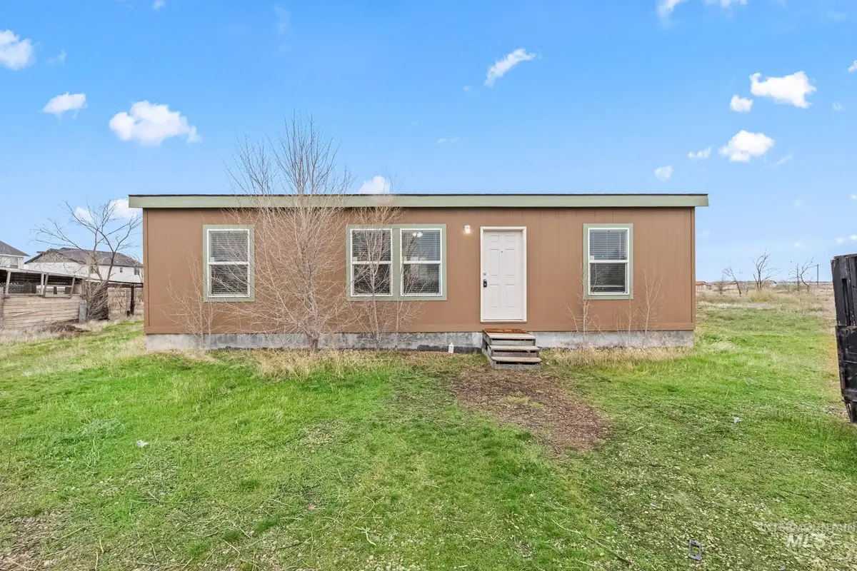 1700 SW Lilac Dr, Mountain Home, ID 83647 - #1