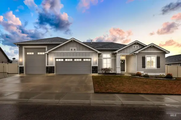 3083 W Granny Smith Ct, Kuna, ID 83634