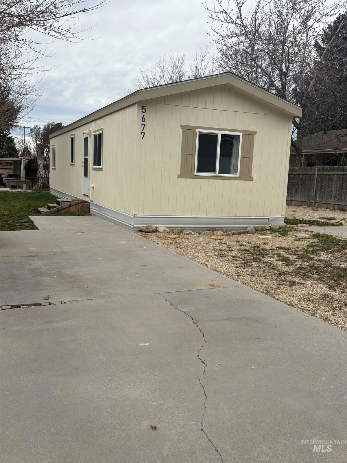 5677 E Woodcross Dr, Boise, ID 83716 - #1