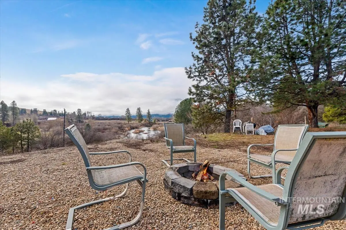 90 Messick Ln, Garden Valley, ID 83622 - #1