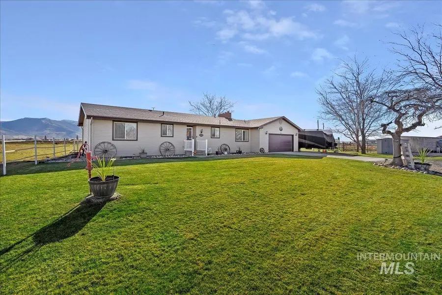 411 Mountain View Lane, Burley, ID 83318 - #3