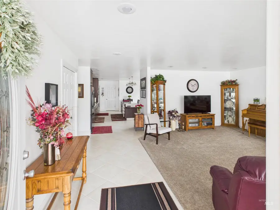 11 N 3rd West Street, Paul, ID 83347 - #3