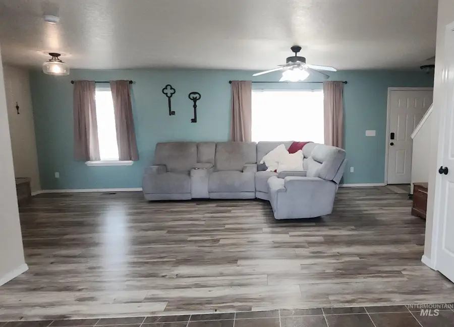 11652 Quincy St, Caldwell, ID 83605 - #3