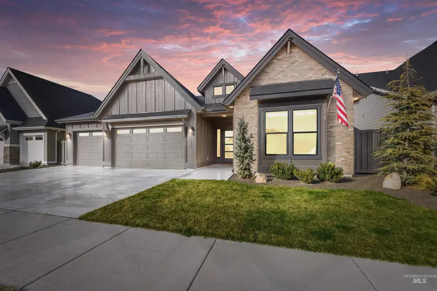 4530 W Durango Dr, Meridian, ID 83646 - #3