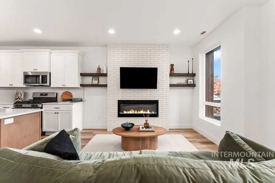 374 E Presidio Ln, Eagle, ID 83616 - #3