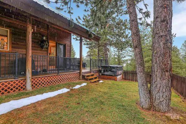 2006 Demaret Ct, New Meadows, ID 83654