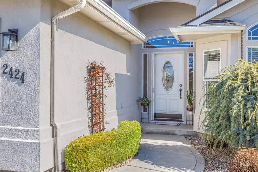 2424 N Tangent Ave, Meridian, ID 83646 - #3