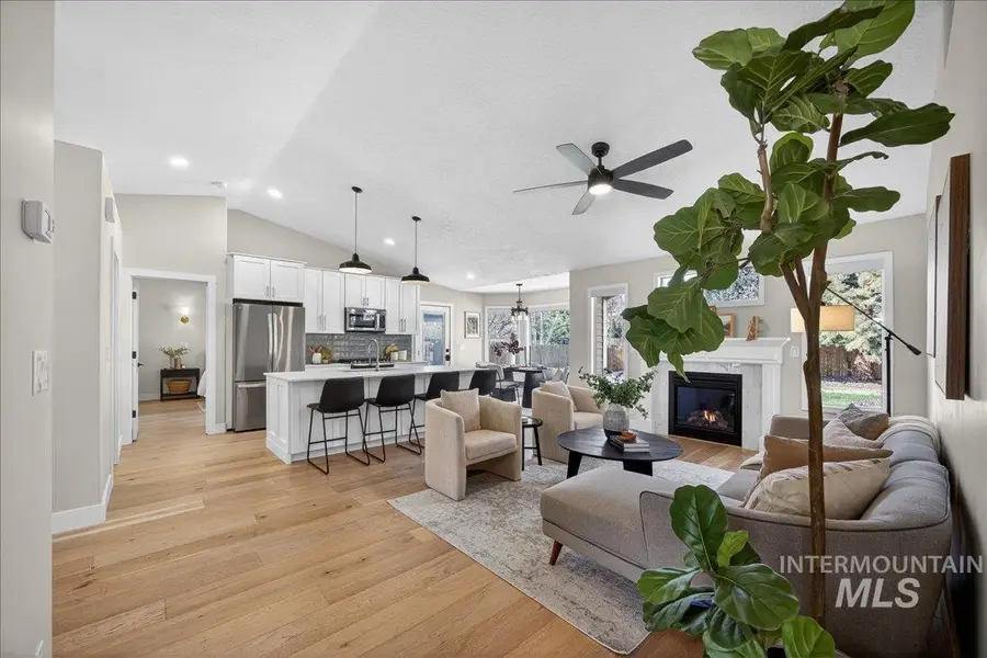 964 E Cembra St, Eagle, ID 83616 - #2