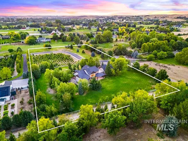 3598 N Timber Ridge Ln, Eagle, ID 83616