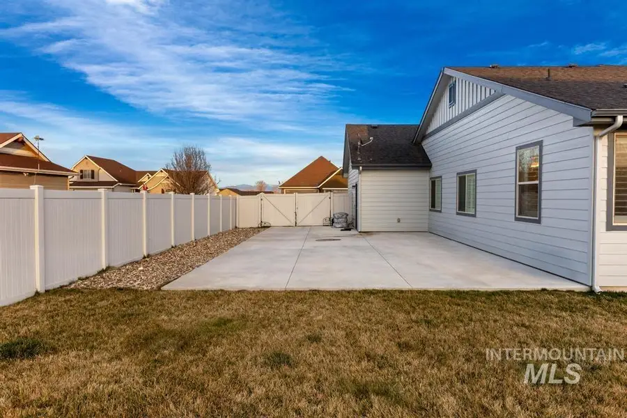 1883 N Prairie Wind, Middleton, ID 83644 - #3