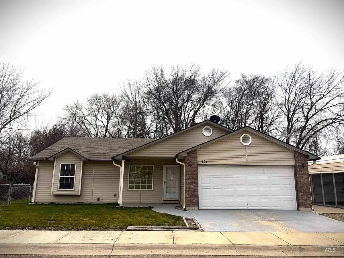 421 W 6th Street, Emmett, ID 83617 - #1