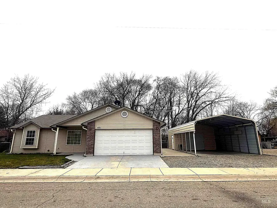 421 W 6th Street, Emmett, ID 83617 - #2