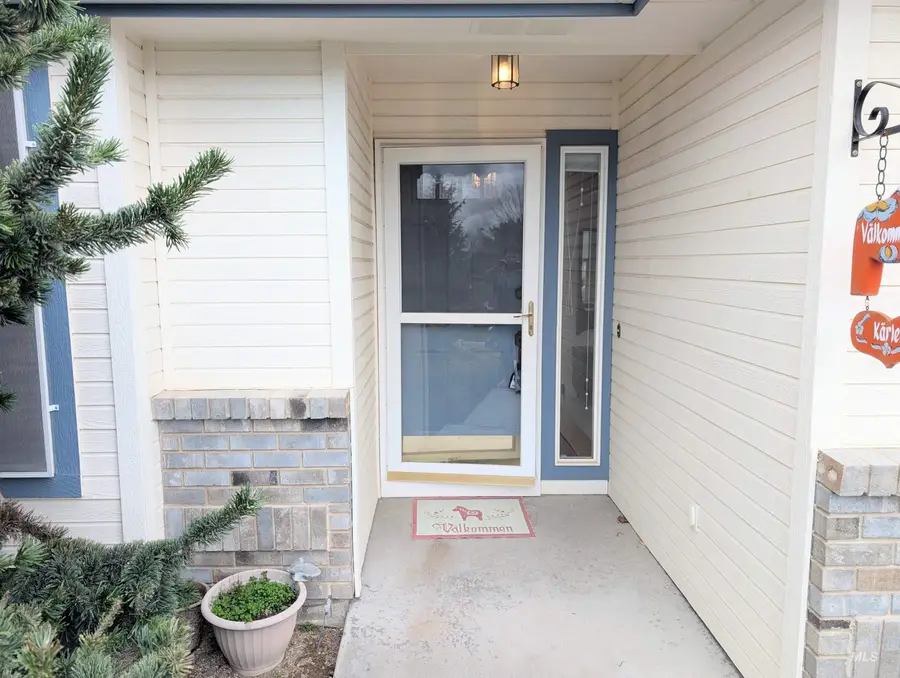 24963 Fox Ridge Dr, Caldwell, ID 83607 - #2