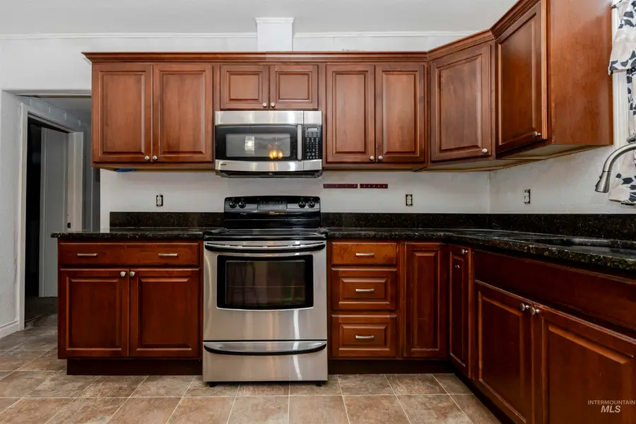 1906 15th Ave, Lewiston, ID 83501 - #2