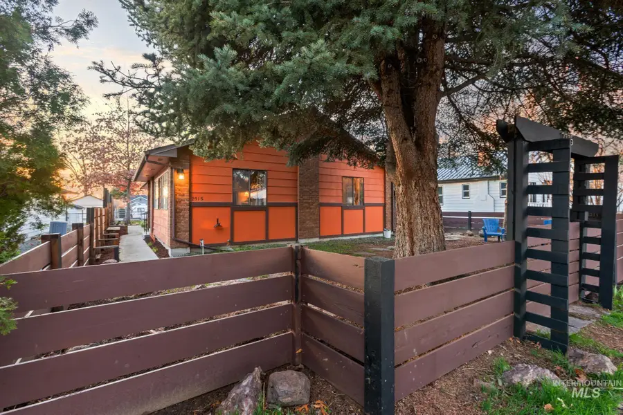 2315 N 23rd St, Boise, ID 83702 - #3