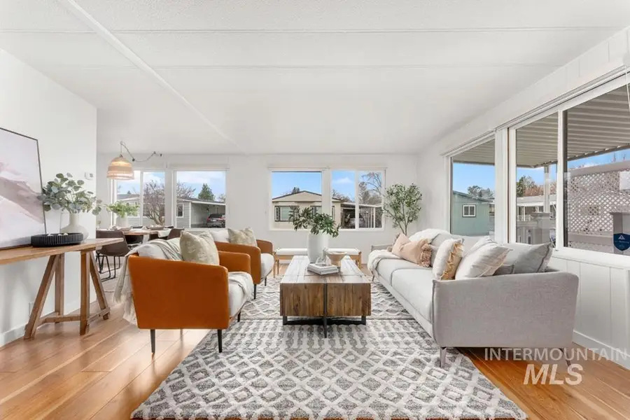 9390 W Ustick Rd #Trlr 26, Boise, ID 83704 - #3