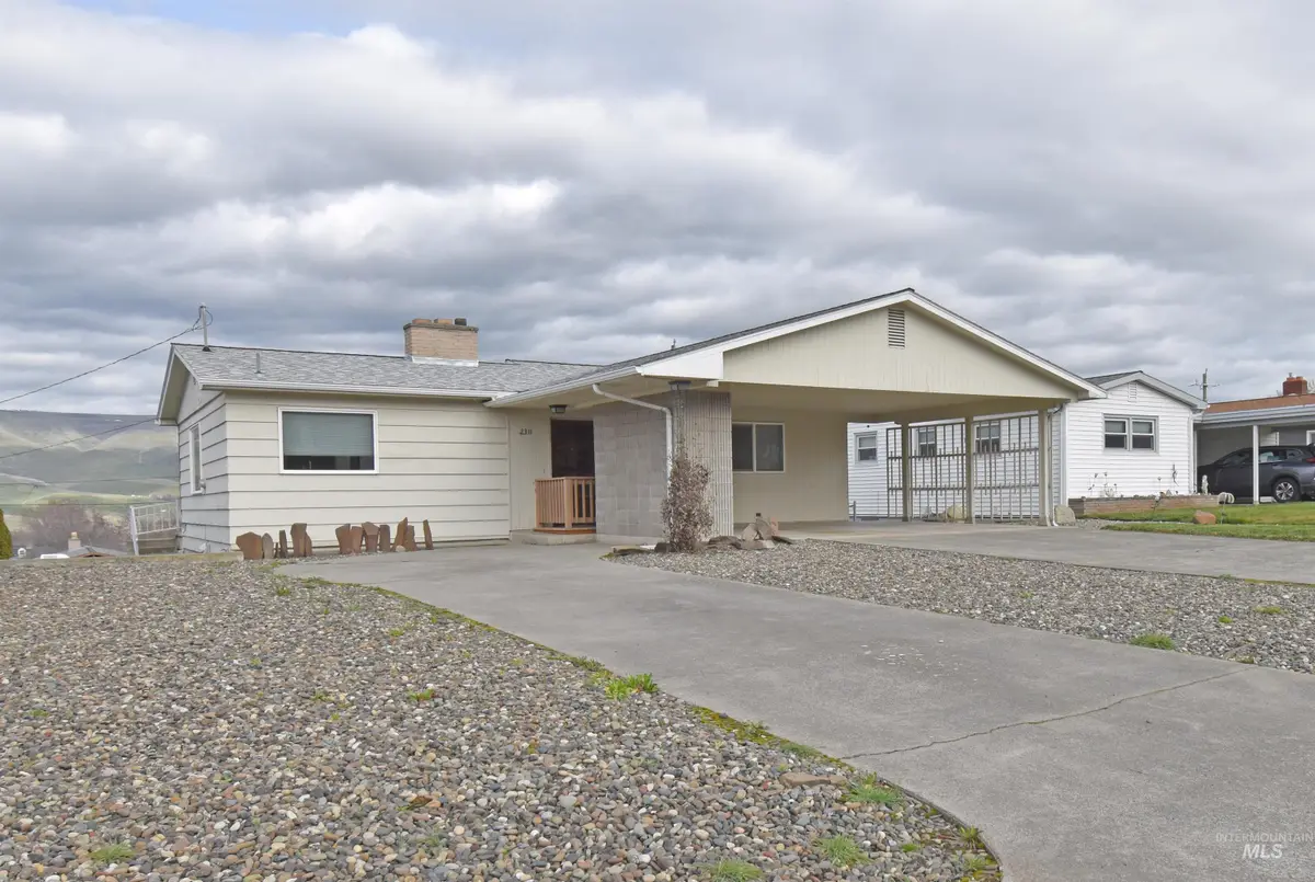 2311 14th Avenue, Lewiston, ID 83501 - #1