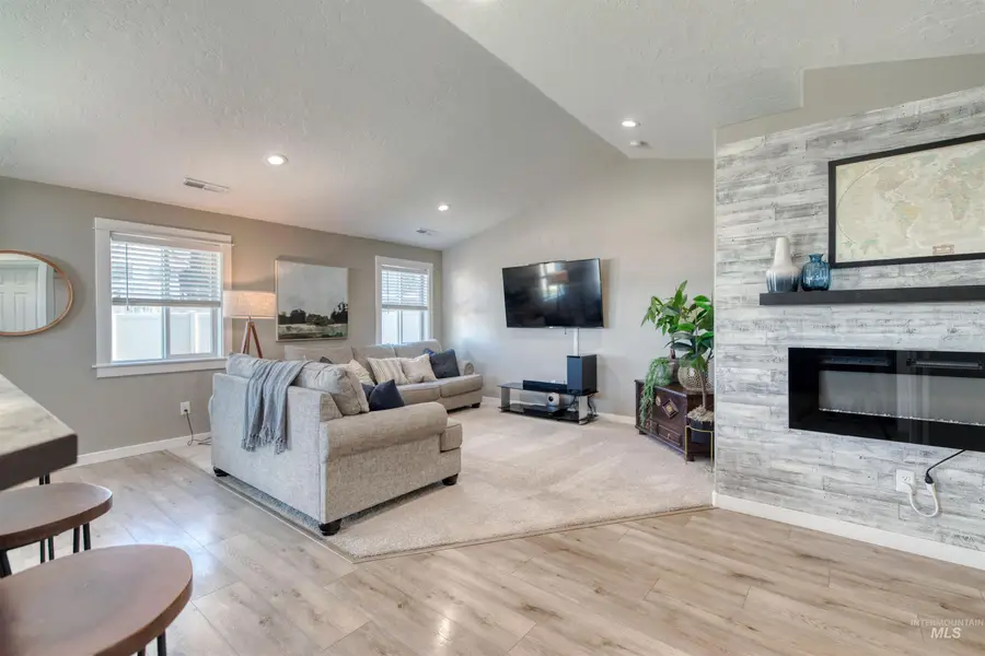 10600 W Cruser Dr, Boise, ID 83709 - #3