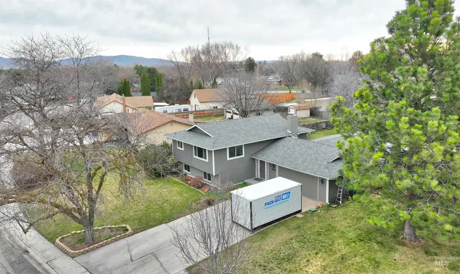 11005 W Seneca Dr, Boise, ID 83709 - #3