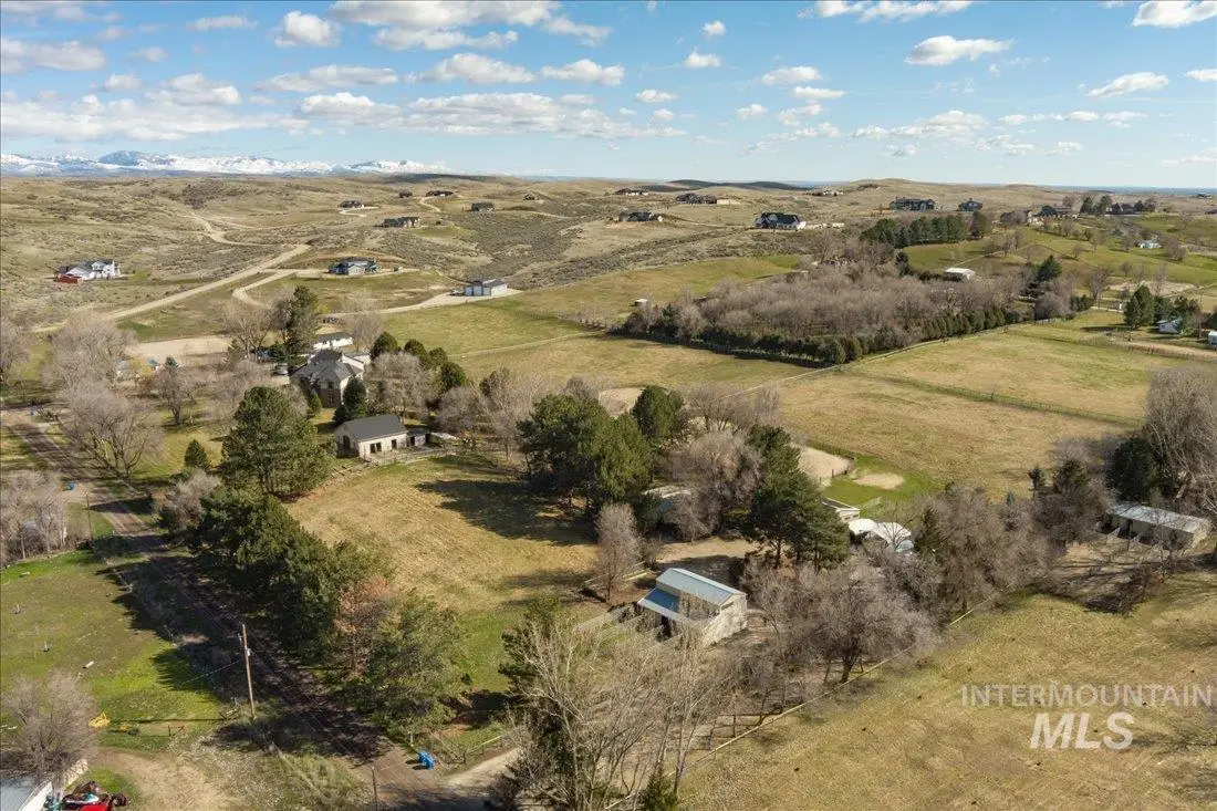 9091 W Deer Lane, Eagle, ID 83616 - #1