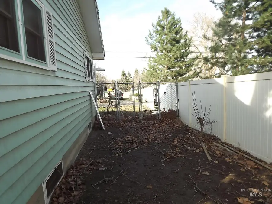 3415 11th Street, Lewiston, ID 83501 - #3