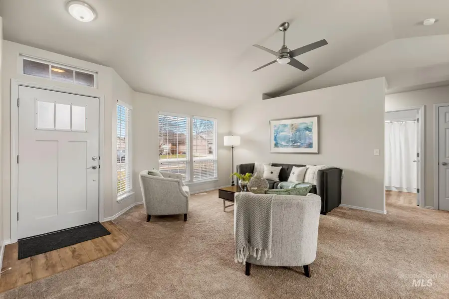 7597 N Dodgin Ave, Boise, ID 83714 - #3