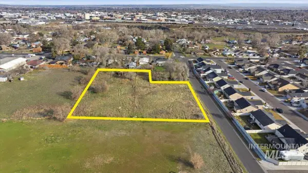 361 Claret Ct, Twin Falls, ID 83301