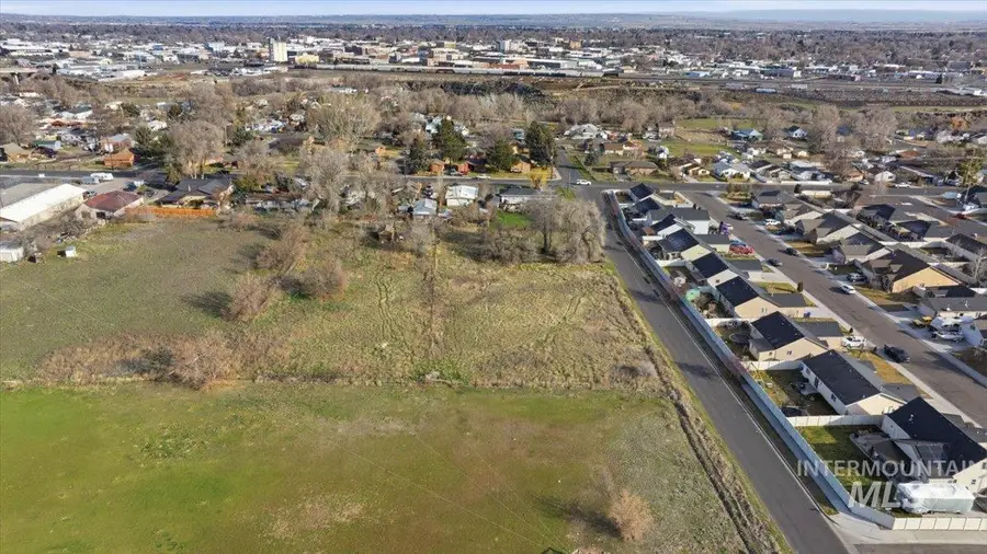 361 Claret Ct, Twin Falls, ID 83301 - #3