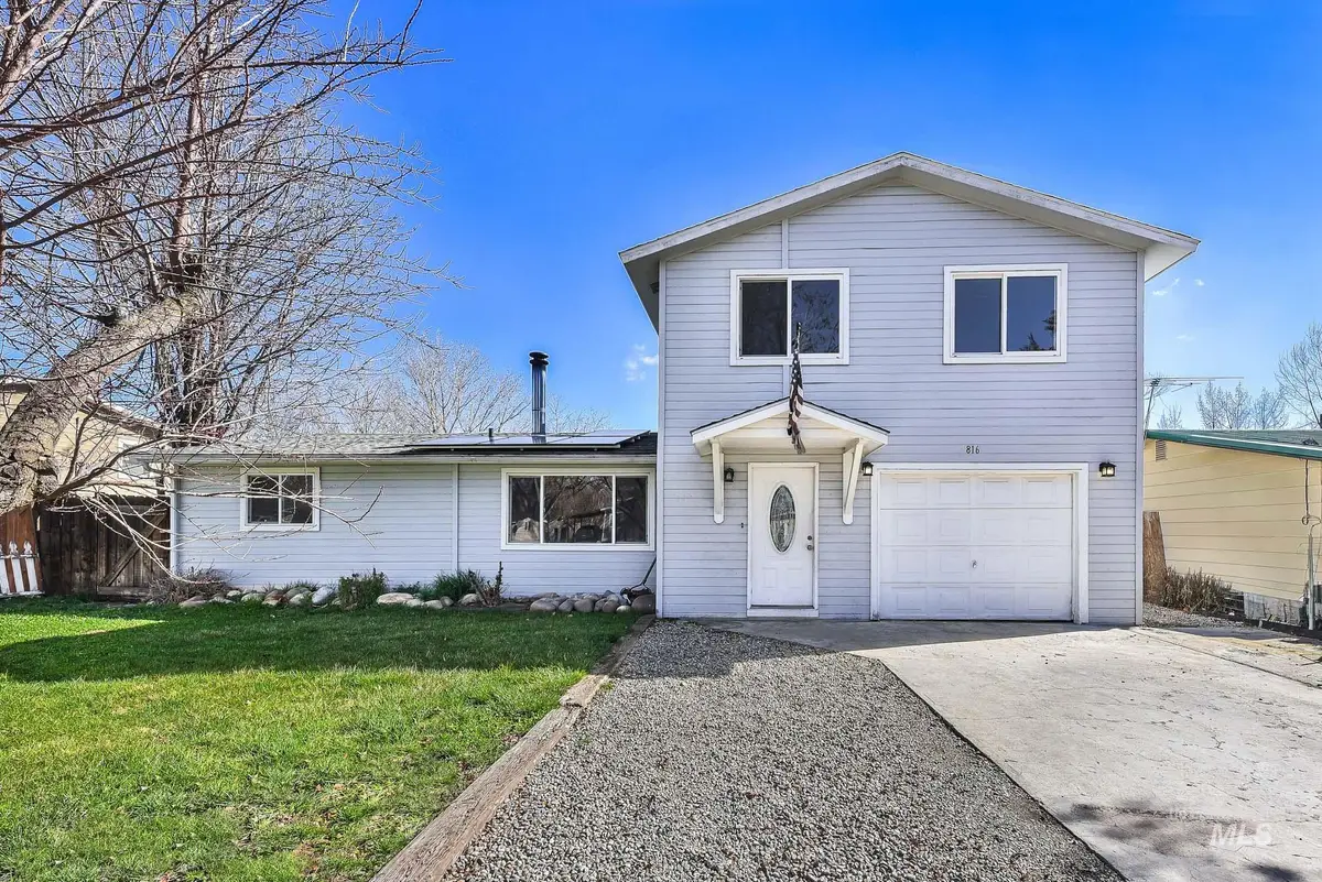 816 S Wardwell Ave, Emmett, ID 83617 - #1