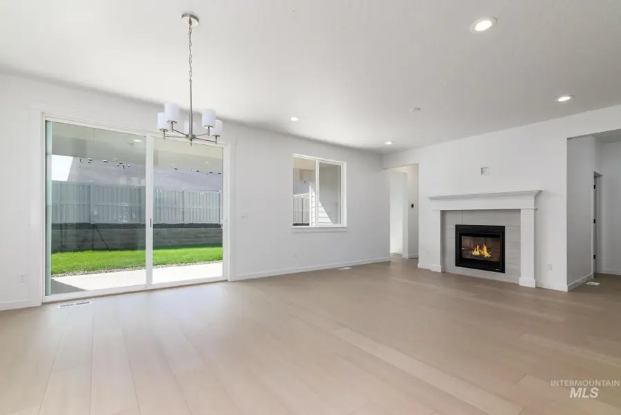 2607 N Morehouse Ave, Eagle, ID 83616 - #3