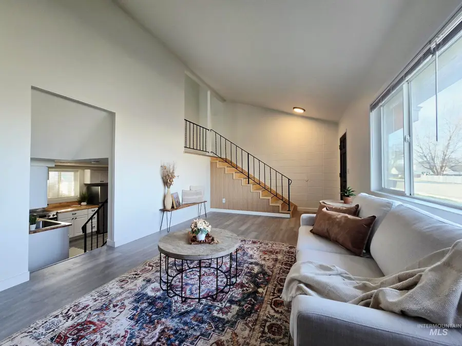 728 NW 8th St, Meridian, ID 83642 - #2