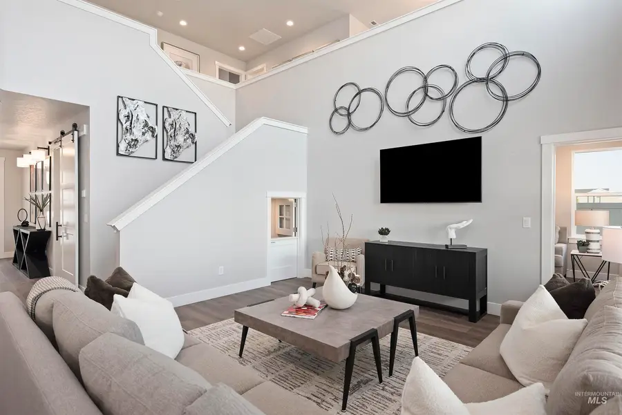 5827 N Static Line Ave, Meridian, ID 83646 - #2