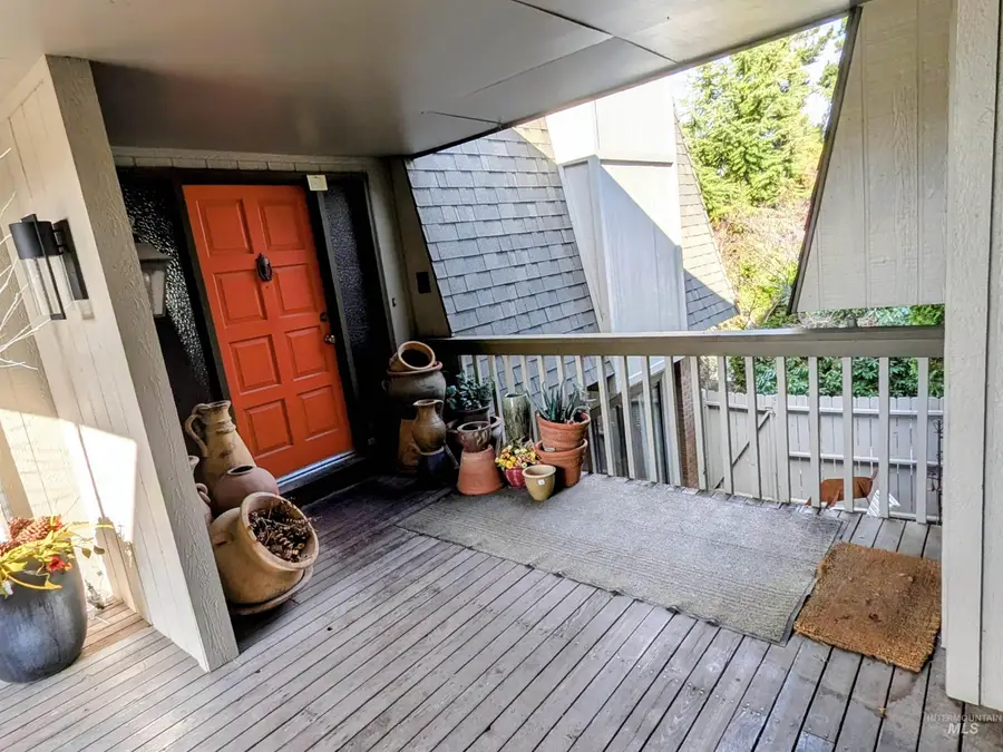 133 W Braemere Road, Boise, ID 83702 - #3