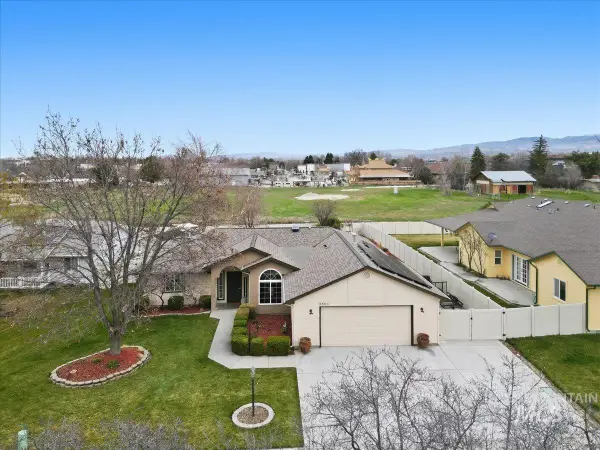 8864 W Mediterranean Ct, Boise, ID 83709