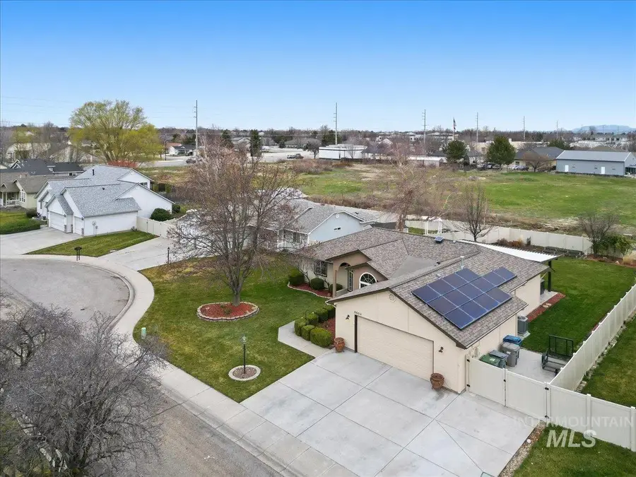 8864 W Mediterranean Ct, Boise, ID 83709 - #2